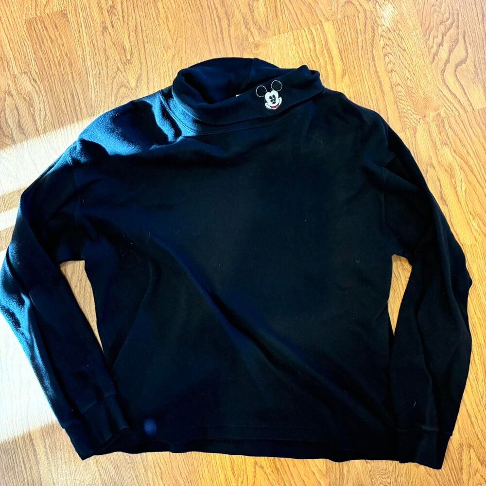 Disney mickey mouse black turtleneck